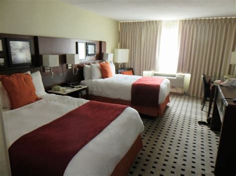 hotels near utica ohio|radisson hotel utica centre utica.